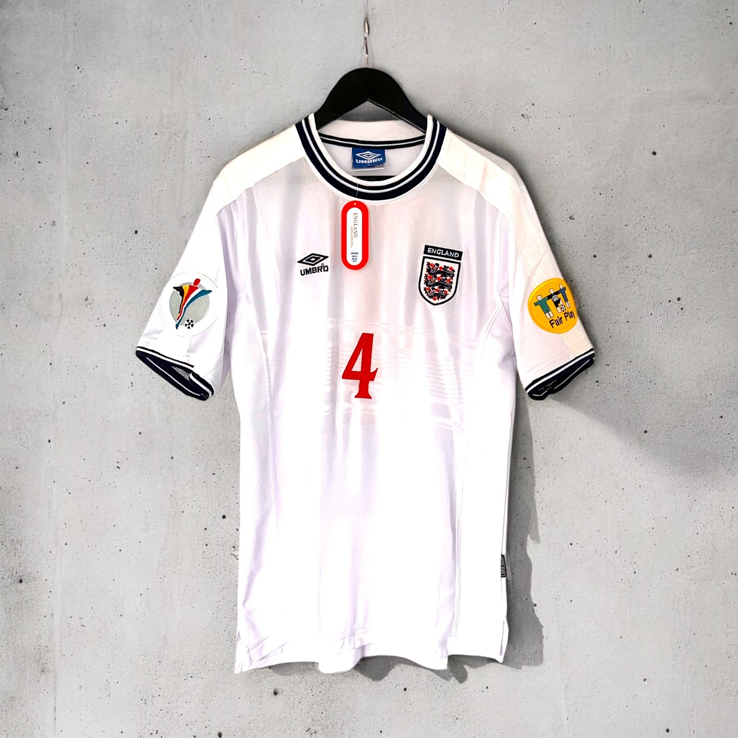 ENGLAND 99/01 x BATTY
