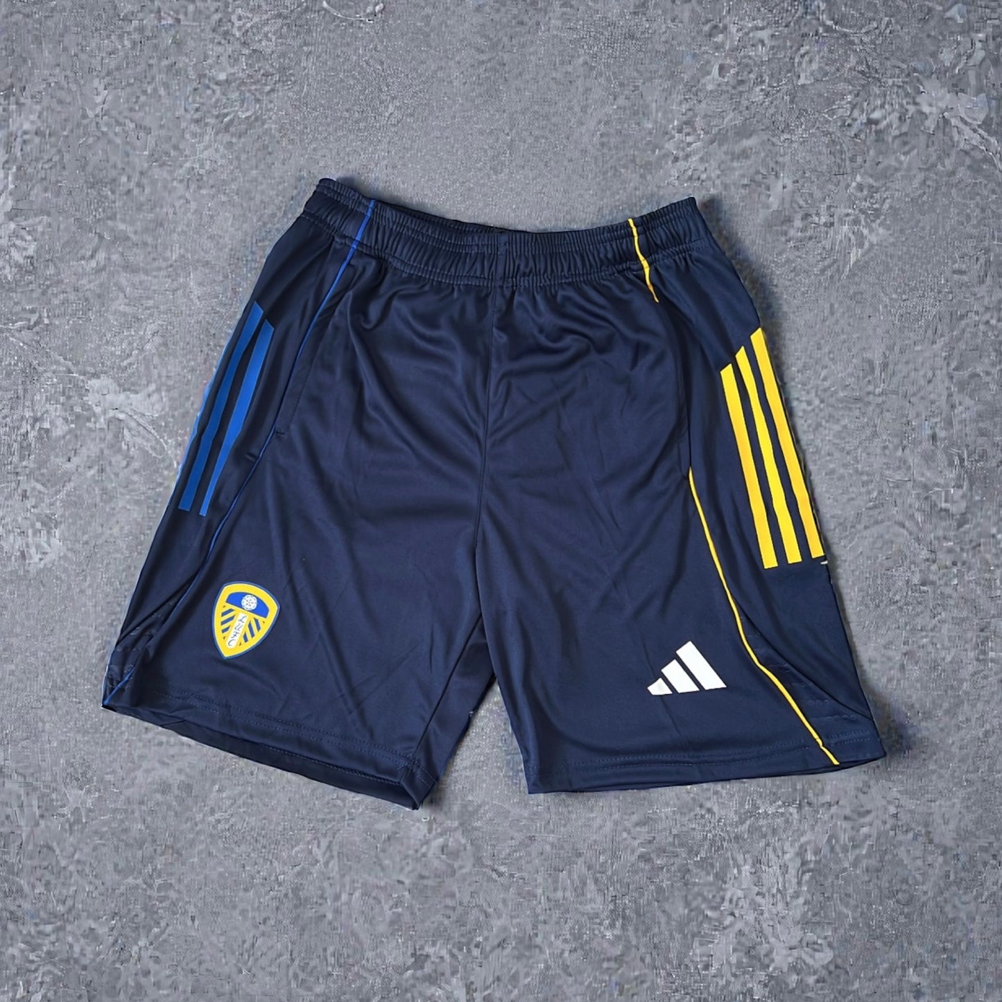 1 IN STOCK! LEEDS TRAINING SHORTS
