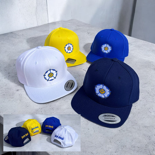 LUFC RETRO CREST FLAT PEAKS